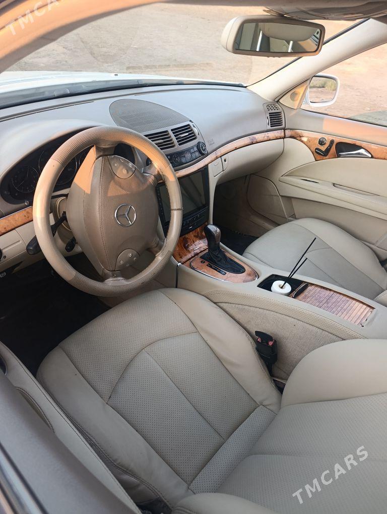 Mercedes-Benz E350 2006 - 190 000 TMT - Берекет - img 2