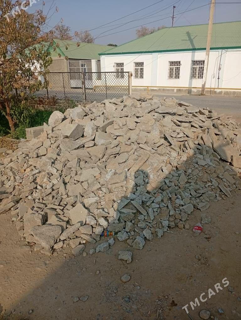 butkamen - Ак-Бугдайский этрап - img 2