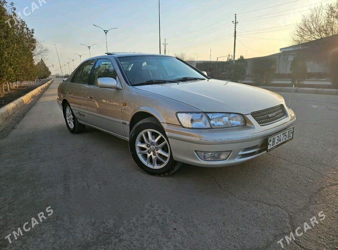 Toyota Camry 2001 - 85 000 TMT - Акдепе - img 1