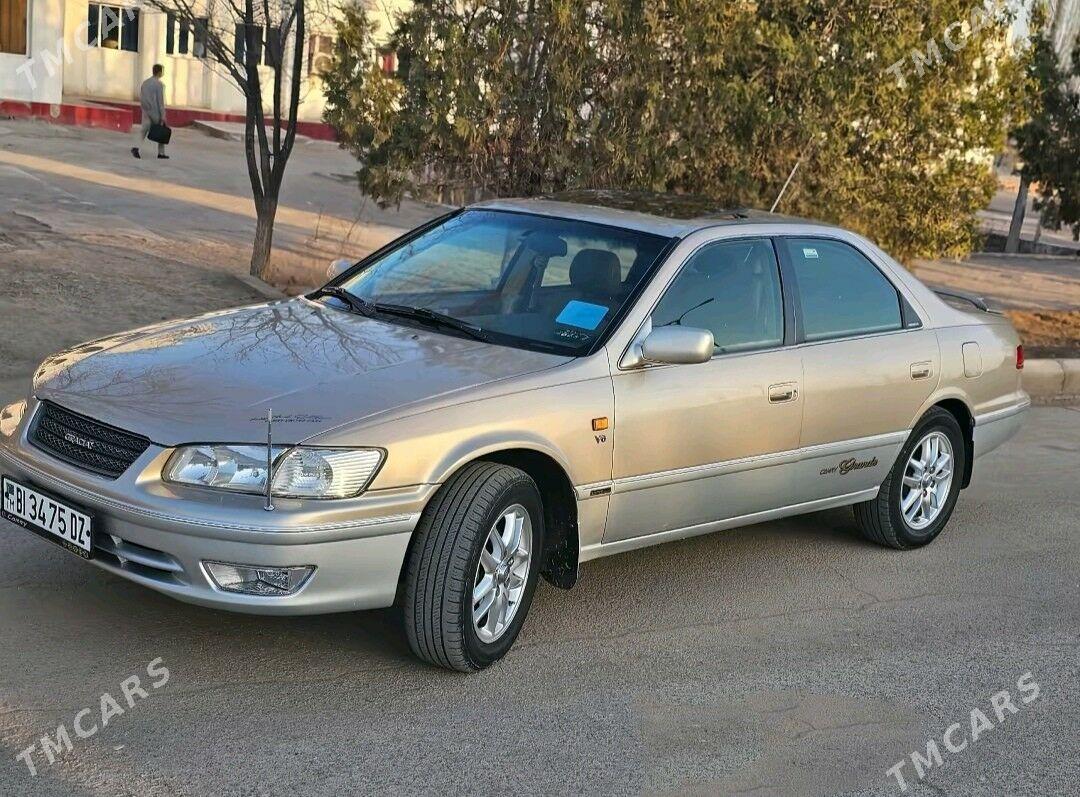 Toyota Camry 2001 - 85 000 TMT - Акдепе - img 2