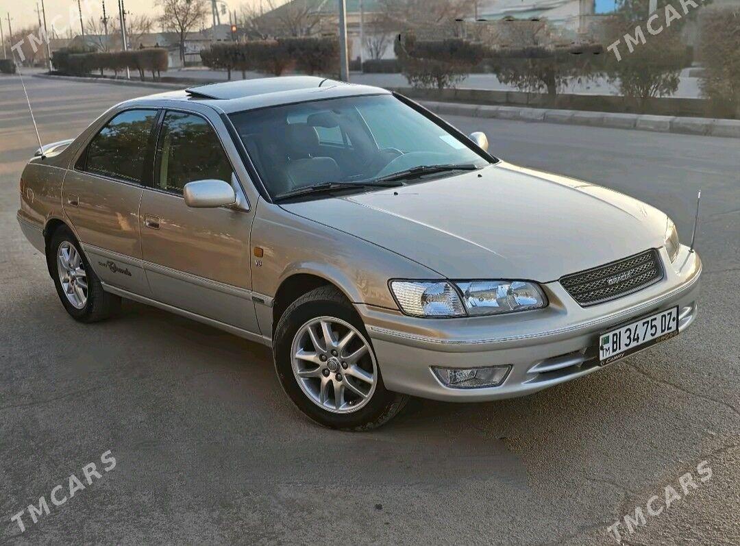 Toyota Camry 2001 - 85 000 TMT - Акдепе - img 3