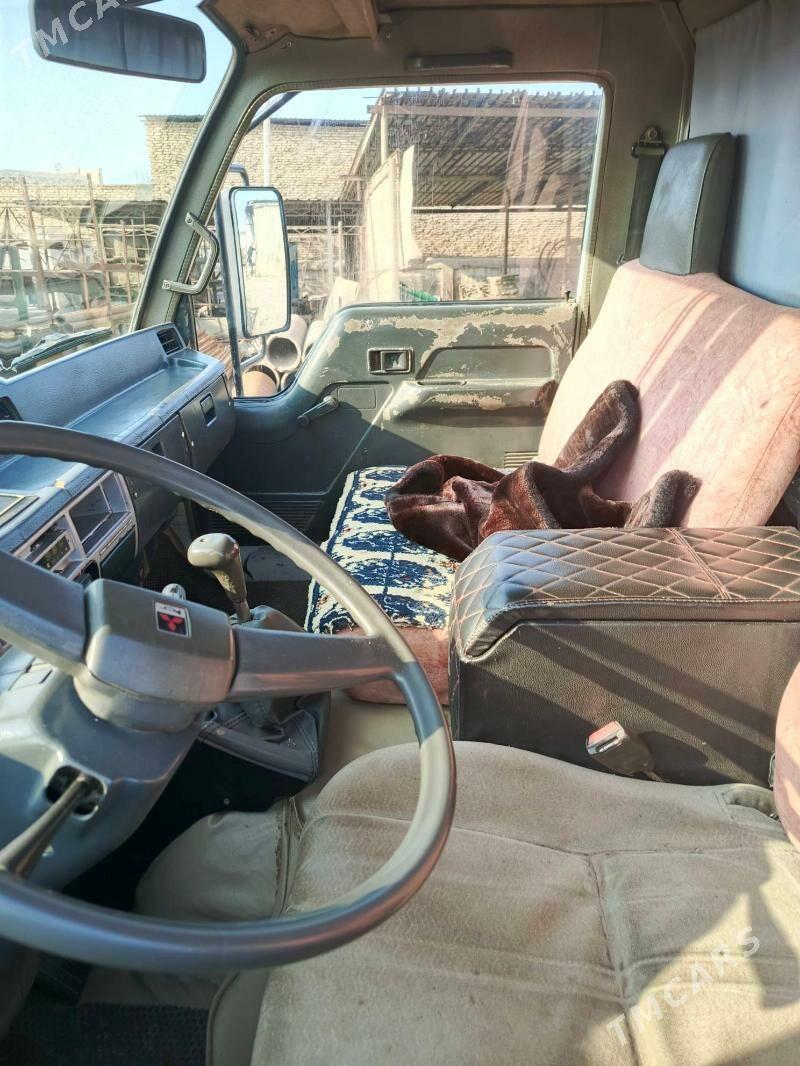 Mitsubishi Fuso 1994 - 220 000 TMT - Türkmenabat - img 2