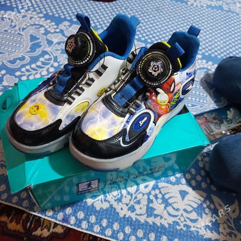 tekerly kirsiwga - Garadamak - img 1