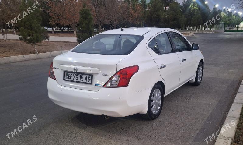 Nissan Versa 2012 - 124 000 TMT - Ашхабад - img 2