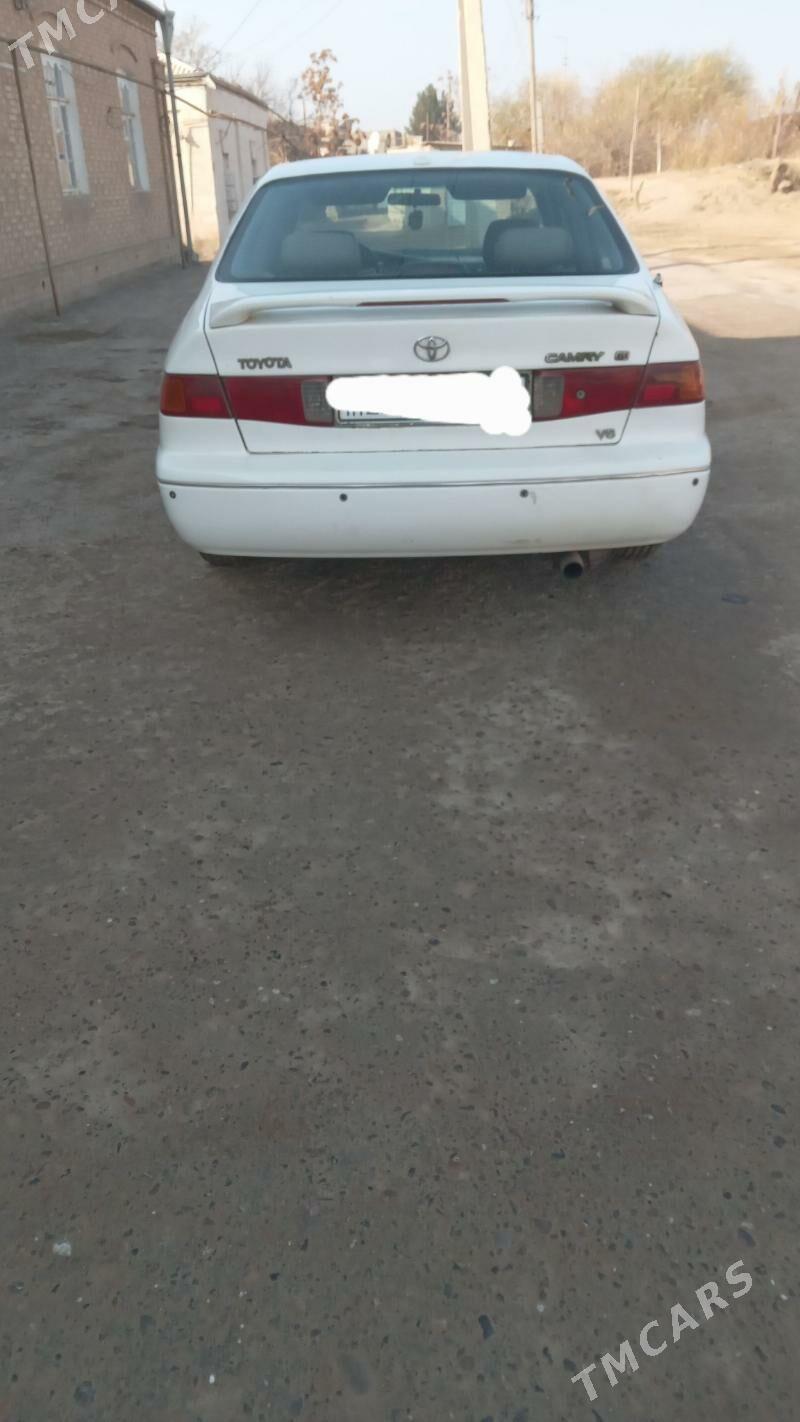 Toyota Camry 2001 - 90 000 TMT - Murgap - img 7