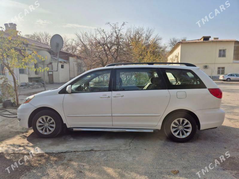 Toyota Sienna 2006 - 240 000 TMT - Район ст. Аэропорта, ул. Гагарина - img 2