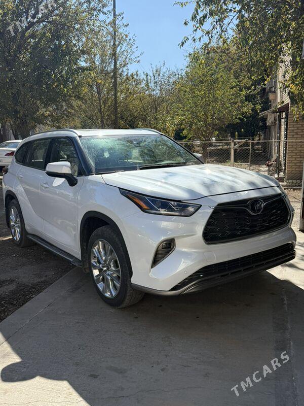 Toyota Highlander 2022 - 650 000 TMT - Aşgabat - img 7