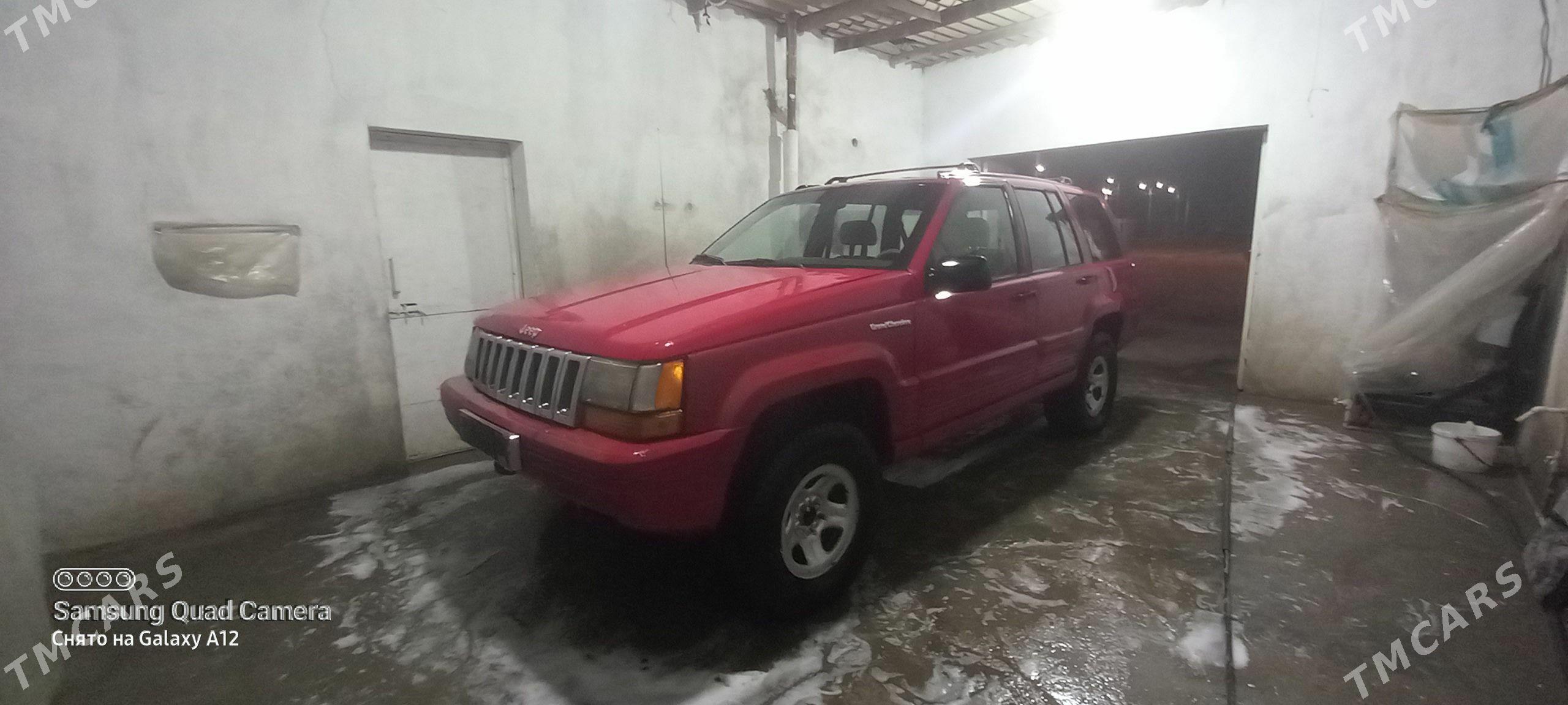 Jeep Grand Cherokee L 1995 - 65 000 TMT - Гумдаг - img 1