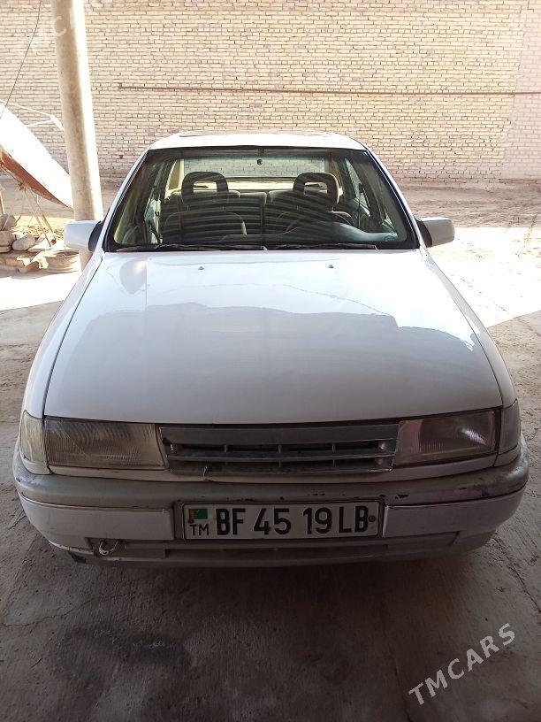 Opel Vectra 1992 - 25 000 TMT - Hojambaz - img 2