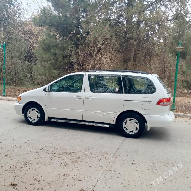 Toyota Sienna 2001 - 158 000 TMT - Гёкдепе - img 2