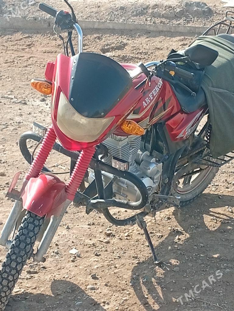 Jawa 300 2025 - 15 000 TMT - Магданлы - img 4