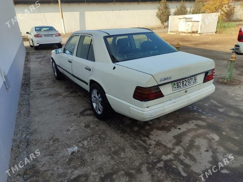 Mercedes-Benz 230E 1994 - 30 000 TMT - Туркменабат - img 5