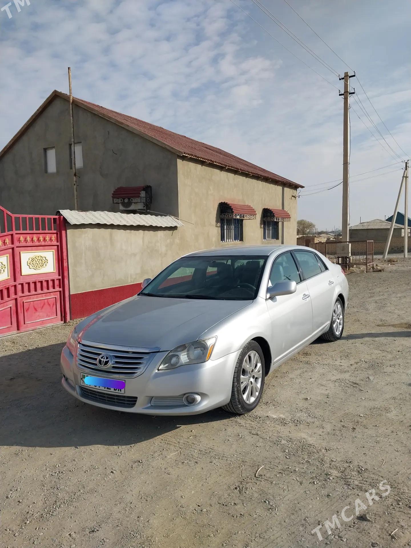 Toyota Avalon 2005 - 150 000 TMT - Берекет - img 3