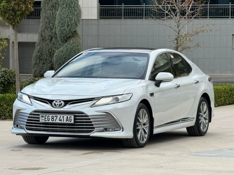 Toyota Camry 2022 - 589 000 TMT - Ашхабад - img 4