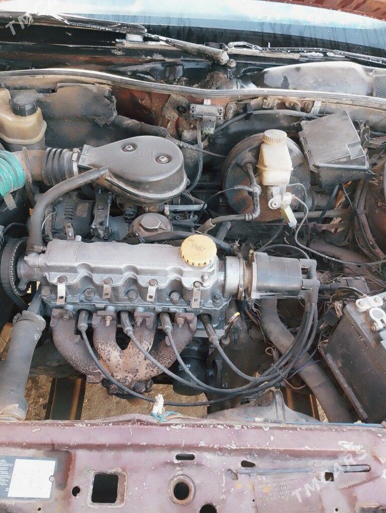 Opel Vectra 1989 - 14 000 TMT - Губадаг - img 4