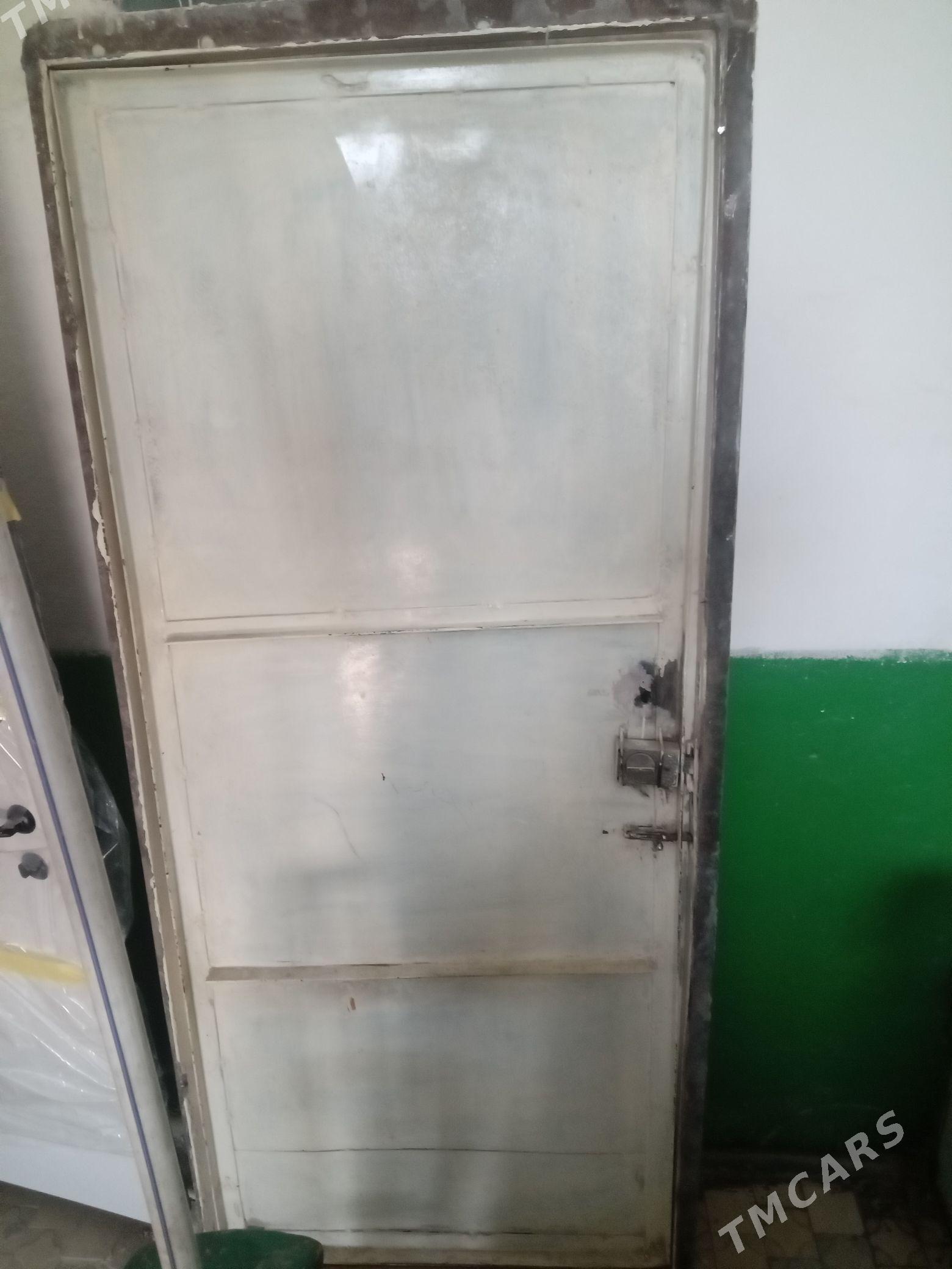 Dashky demir gapy - Türkmenabat - img 2