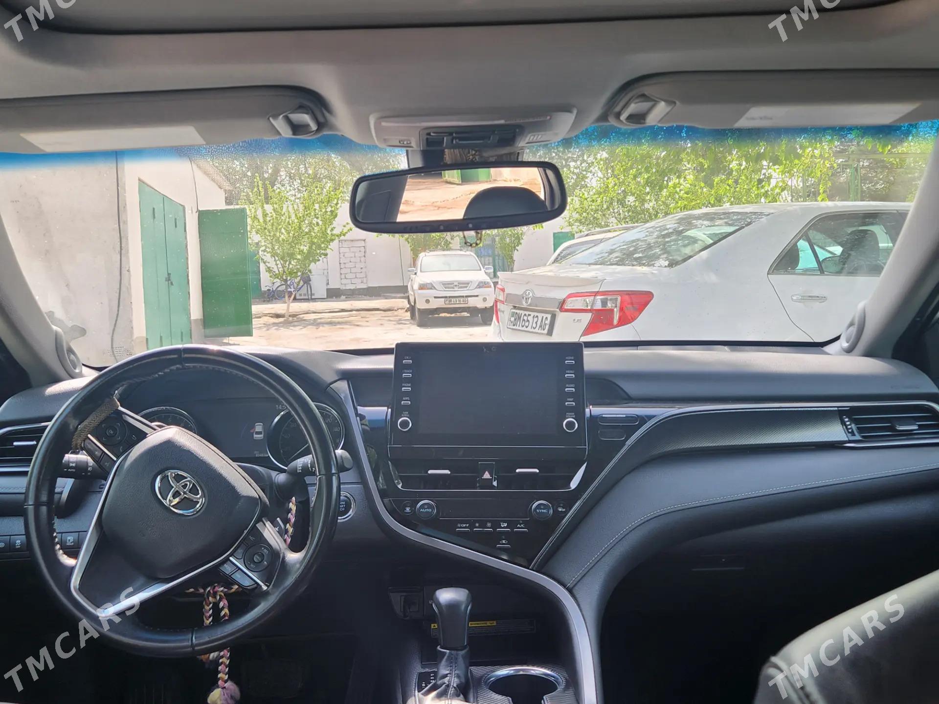 Toyota Camry 2019 - 382 000 TMT - Aşgabat - img 3