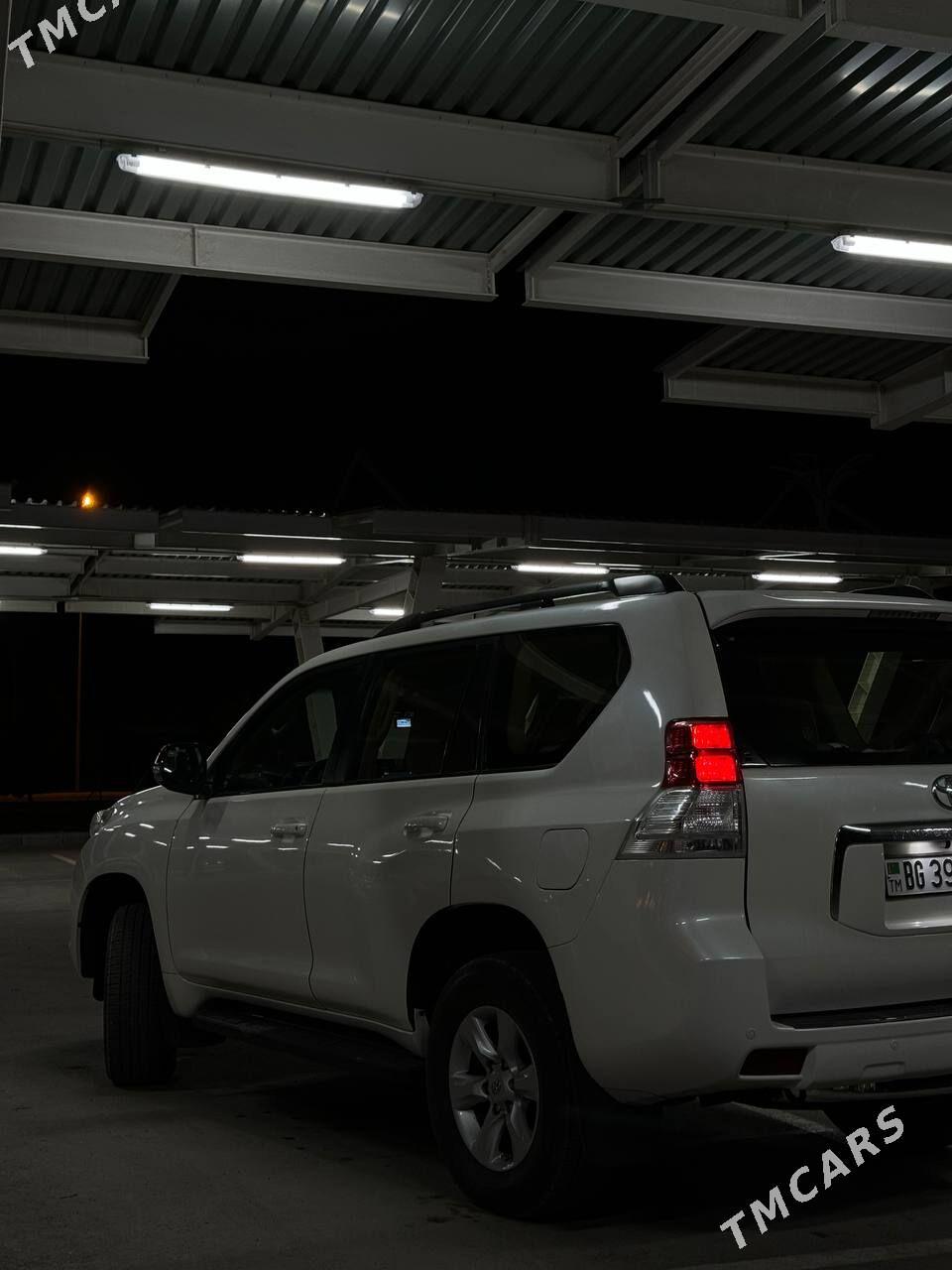 Toyota Land Cruiser Prado 2012 - 560 000 TMT - Балканабат - img 2