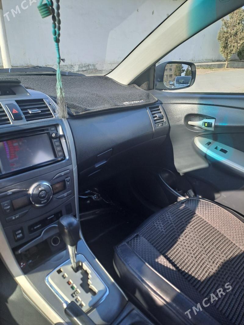 Toyota Corolla 2013 - 180 000 TMT - Туркменабат - img 4