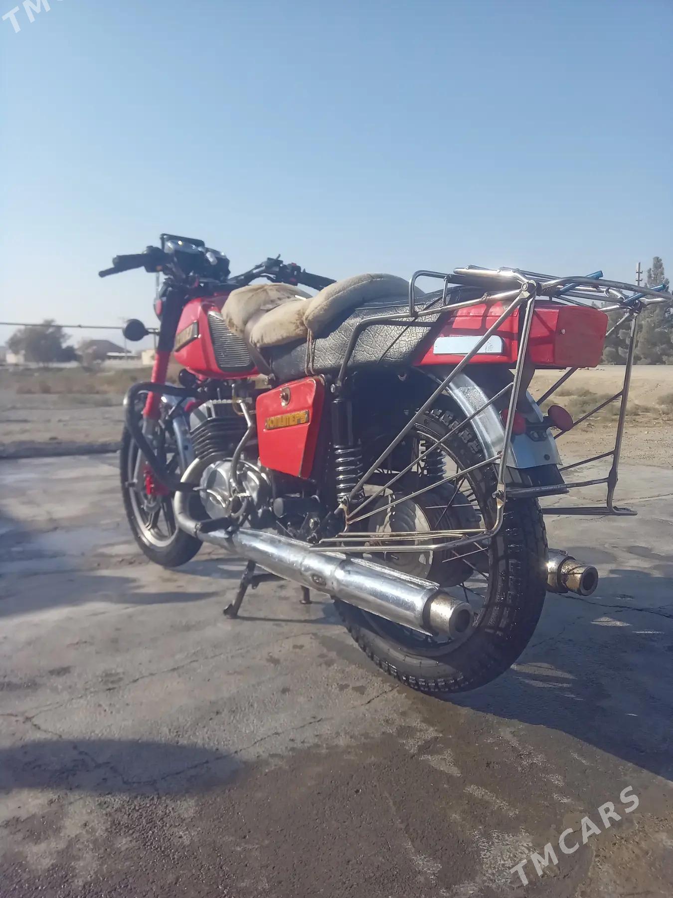 Iž Ýupiter 2025 - 17 000 TMT - Бахарден - img 2