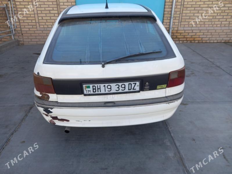 Opel Astra 1993 - 28 000 TMT - Дашогуз - img 4