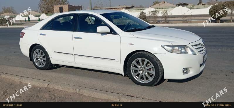 Toyota Camry 2011 - 180 000 TMT - Теджен - img 4