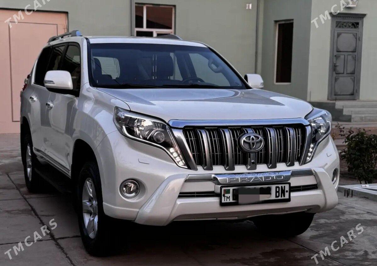 Toyota Land Cruiser 2013 - 630 000 TMT - Балканабат - img 1