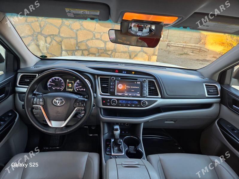 Toyota Highlander 2019 - 445 000 TMT - Gyzylarbat - img 9