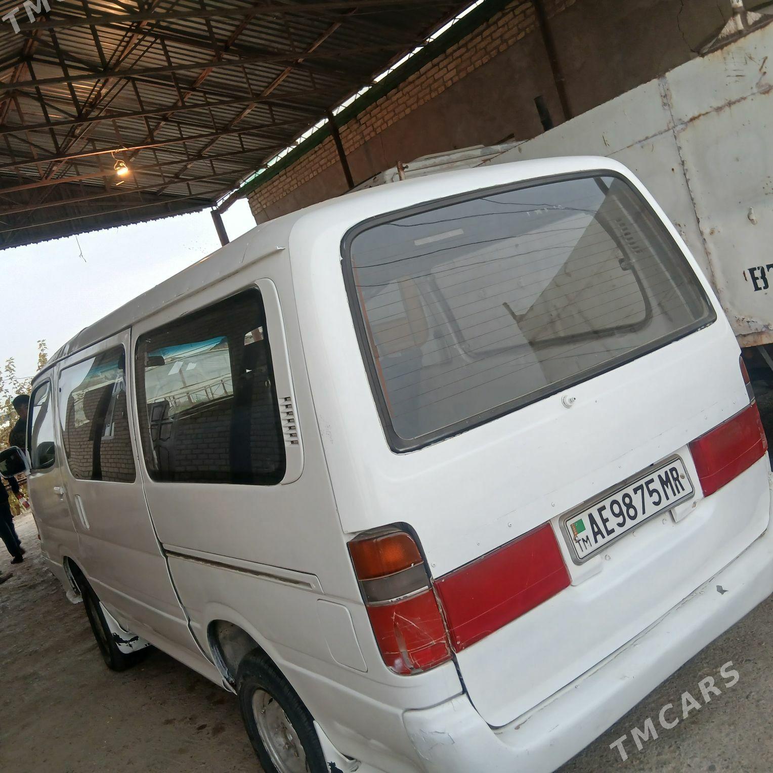 Toyota Hiace 1989 - 40 000 TMT - Murgap - img 4