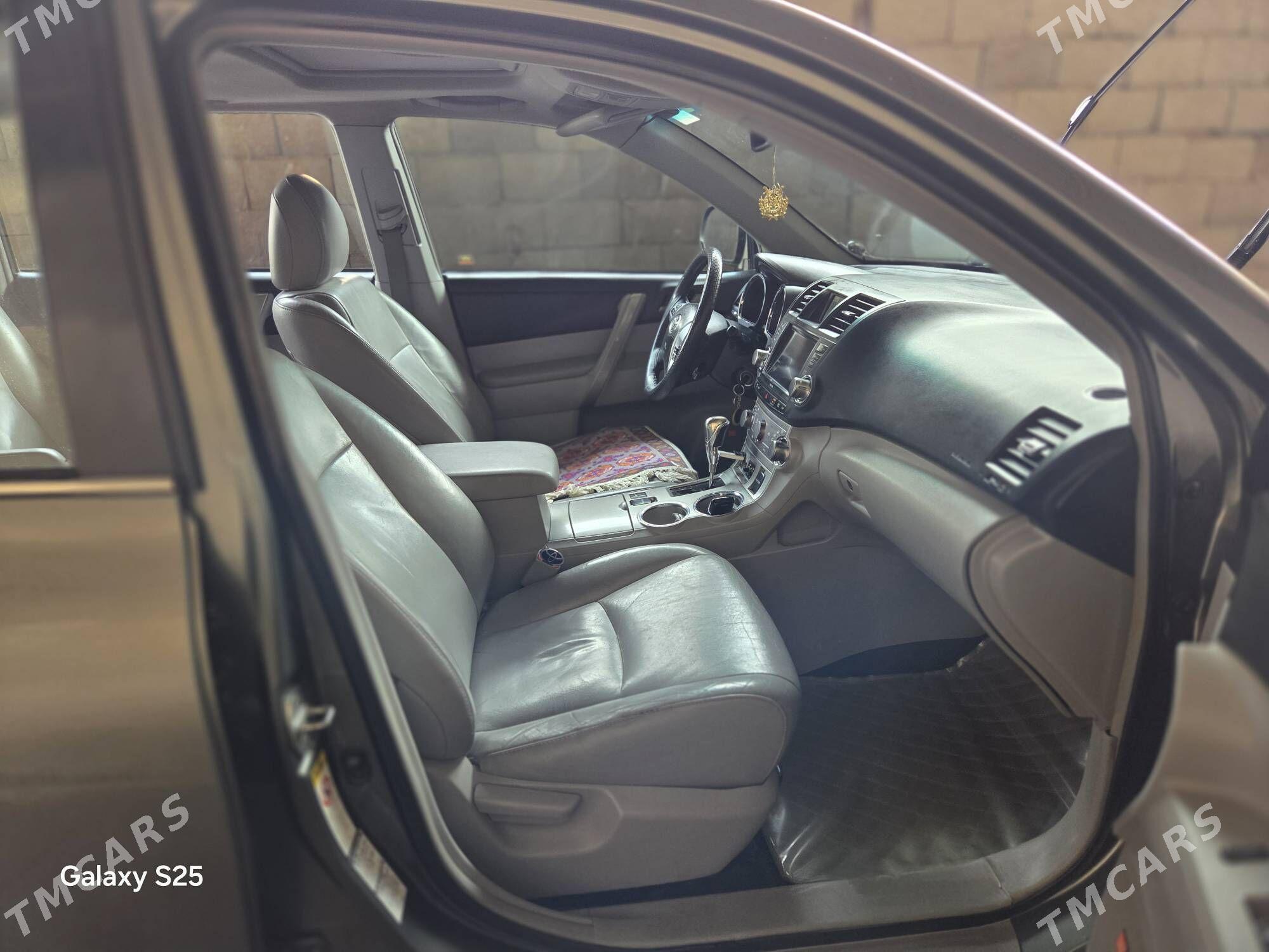 Toyota Highlander 2011 - 318 000 TMT - Gyzylarbat - img 8