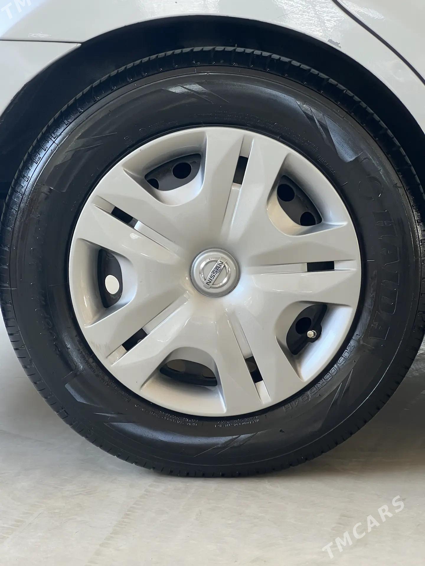 Nissan Versa 2011 - 123 000 TMT - Ашхабад - img 8