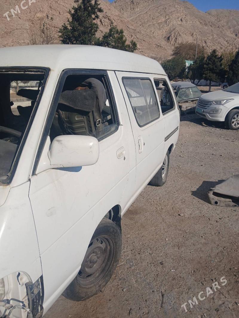 Toyota Town Ace 1995 - 16 000 TMT - Türkmenbaşy - img 1