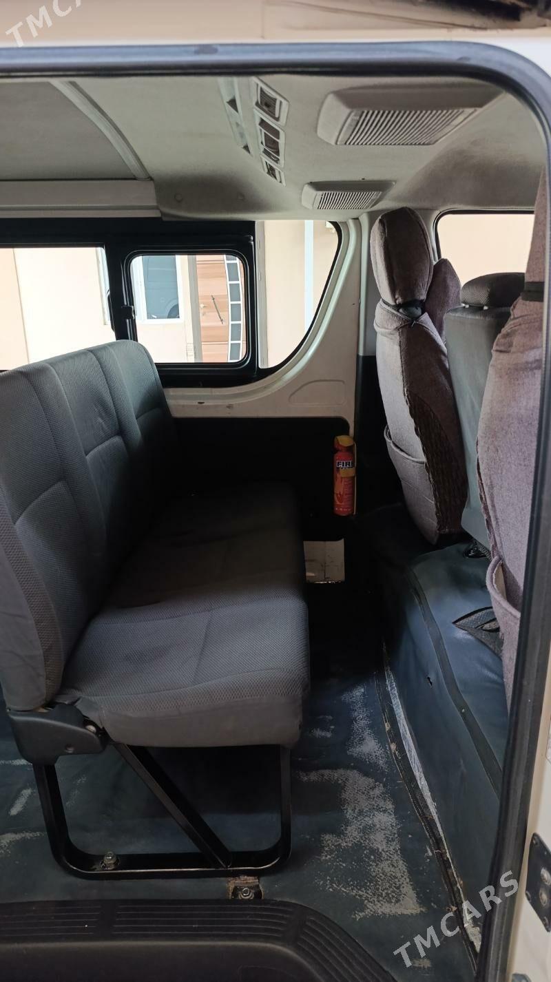 Toyota Hiace 2015 - 310 000 TMT - Baýramaly - img 7