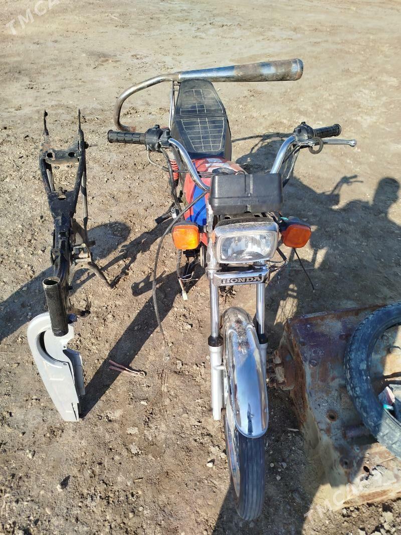 Fekon FK150-8G 2021 - 7 500 TMT - Esenguly - img 2