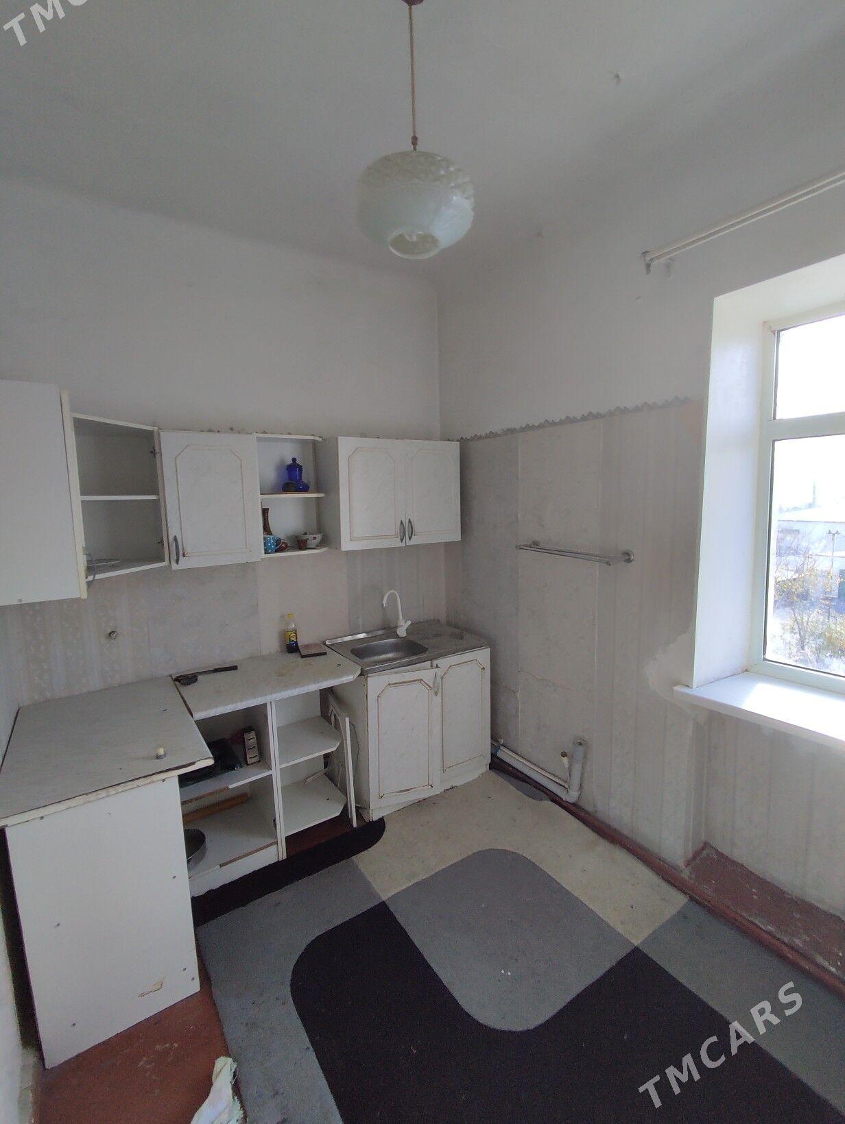 2х комн 2этаж родом - Туркменбаши - img 1