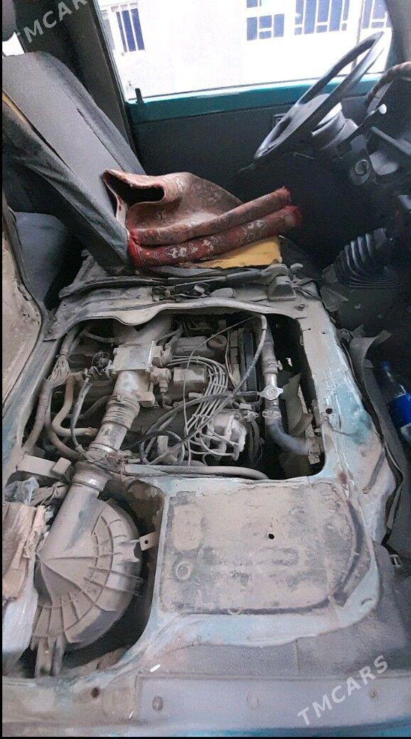 Toyota Hiace 1999 - 40 000 TMT - Gurbansoltan Eje - img 8