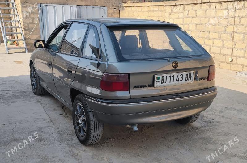 Opel Astra 1992 - 36 000 TMT - Gyzylarbat - img 5
