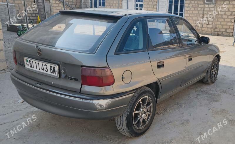 Opel Astra 1992 - 36 000 TMT - Gyzylarbat - img 3