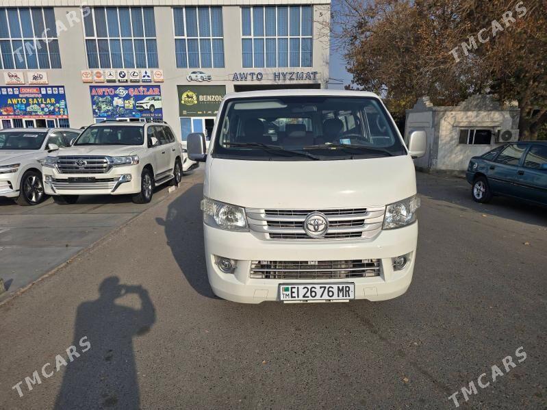 Toyota Hiace 2018 - 300 000 TMT - Mary - img 6
