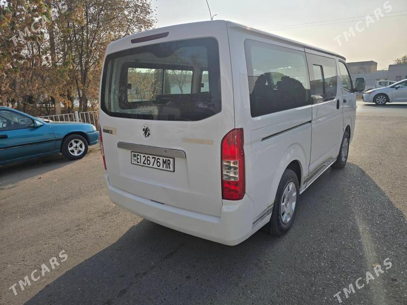 Toyota Hiace 2018 - 300 000 TMT - Mary - img 4