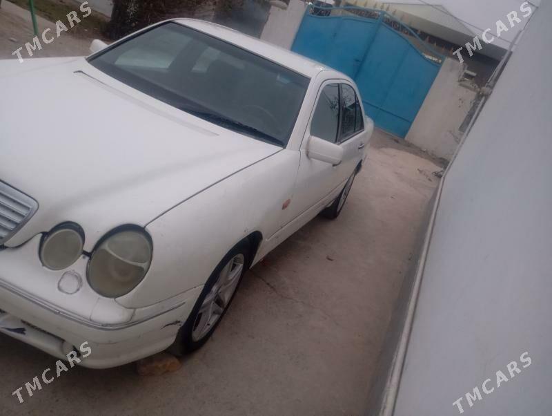 Mercedes-Benz E320 1996 - 50 000 TMT - Анев - img 2