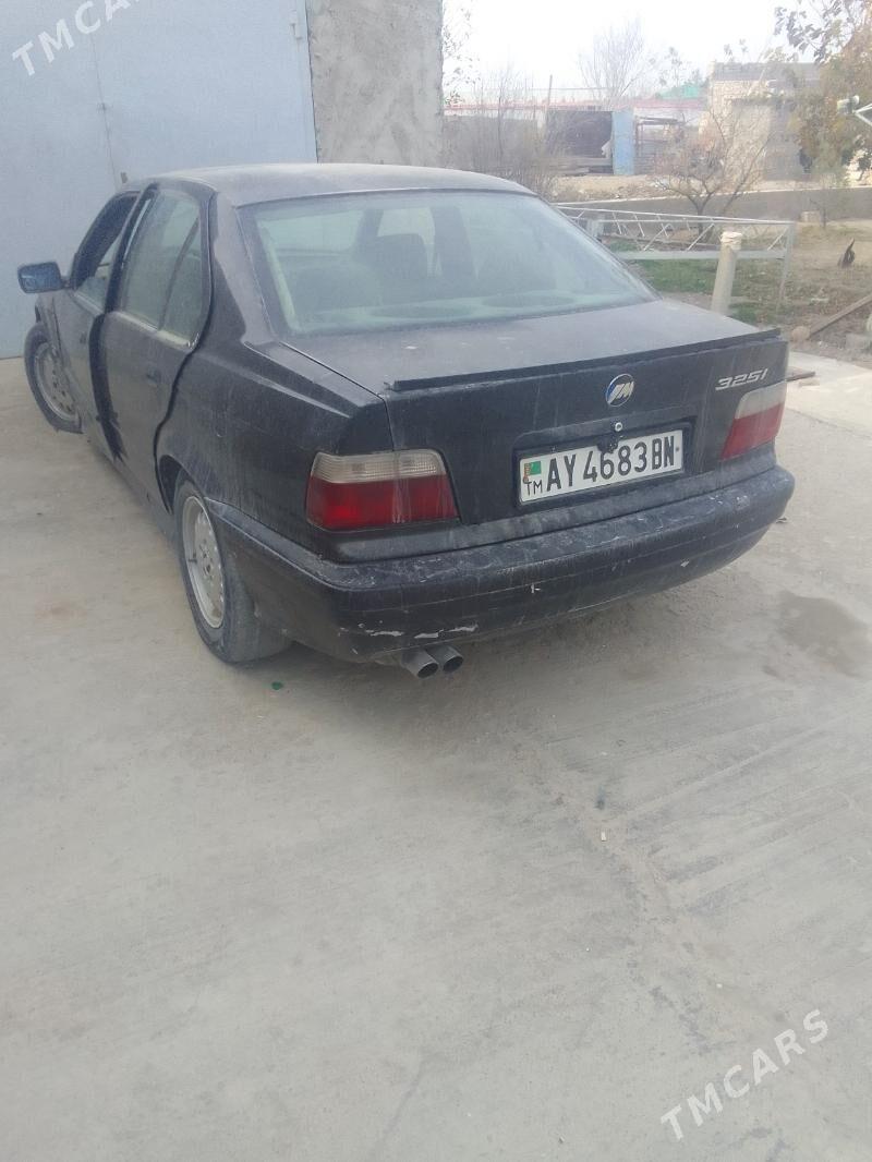 BMW 325 1992 - 25 000 TMT - Гызыларбат - img 1
