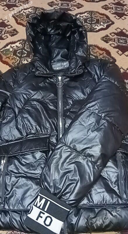 Kurtka - Gurbansoltan Eje - img 1