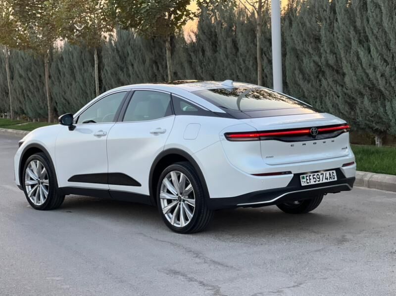 Toyota Crown 2023 - 730 000 TMT - Aşgabat - img 4