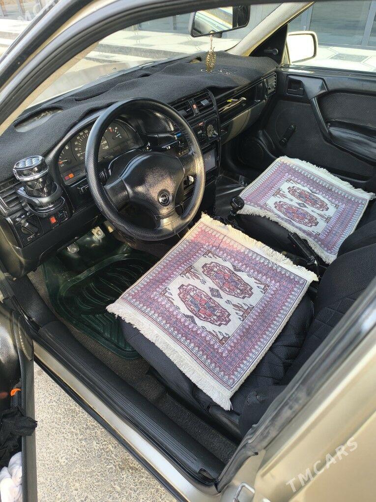 Opel Vectra 1992 - 46 000 TMT - Mary - img 3