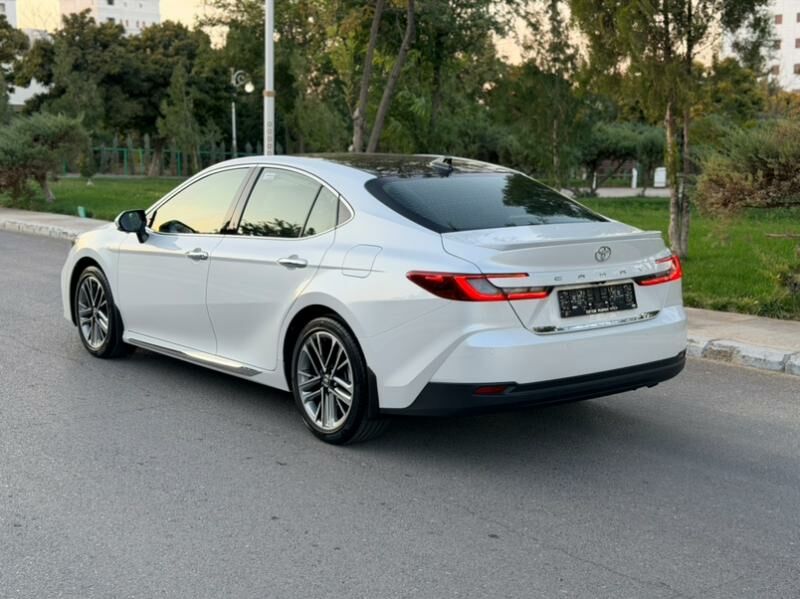 Toyota Camry 2025 - 625 000 TMT - Ашхабад - img 4