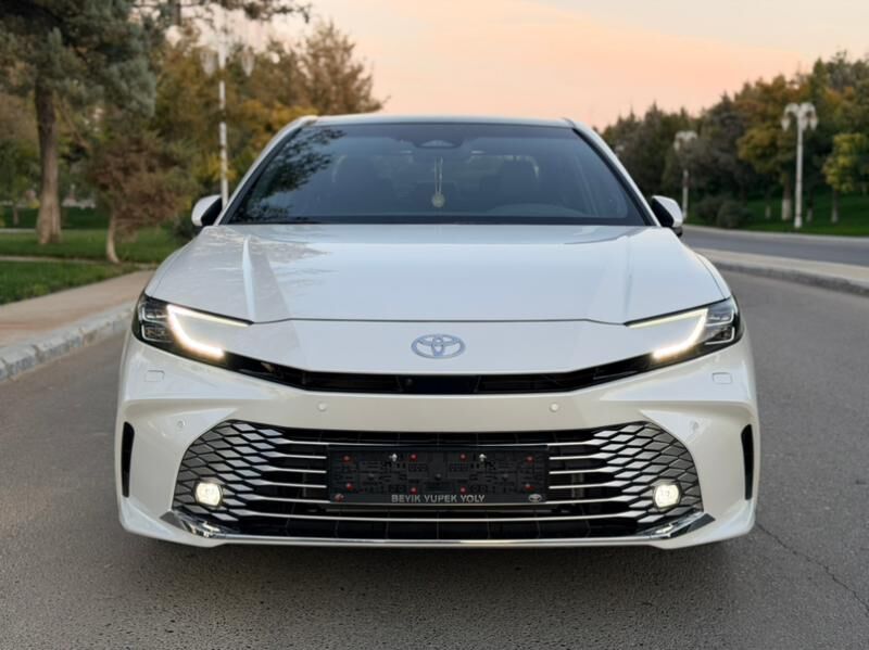 Toyota Camry 2025 - 625 000 TMT - Ашхабад - img 1