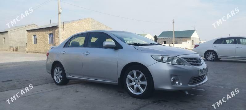 Toyota Corolla 2013 - 170 000 TMT - Gyzylarbat - img 2