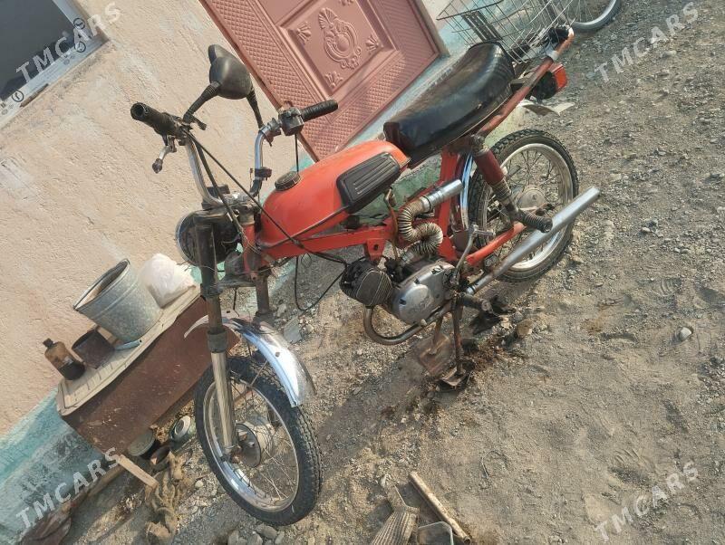 Iž Planeta 5 2002 - 4 000 TMT - Бахарден - img 1