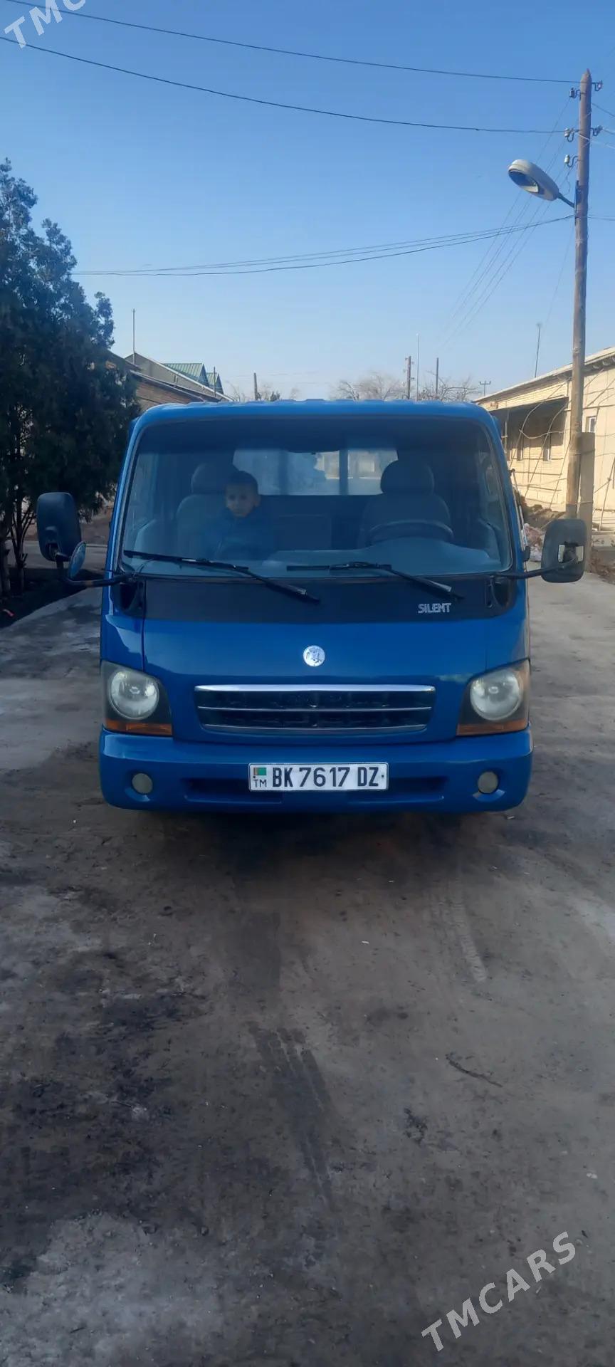 Kia Bongo 2002 - 105 000 TMT - Шабатский этрап - img 1